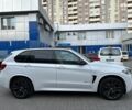 Белый БМВ Х5, объемом двигателя 3 л и пробегом 180 тыс. км за 34990 $, фото 3 на Automoto.ua