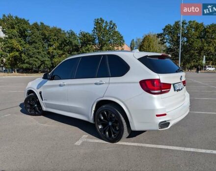Белый БМВ Х5, объемом двигателя 2.98 л и пробегом 98 тыс. км за 36999 $, фото 3 на Automoto.ua