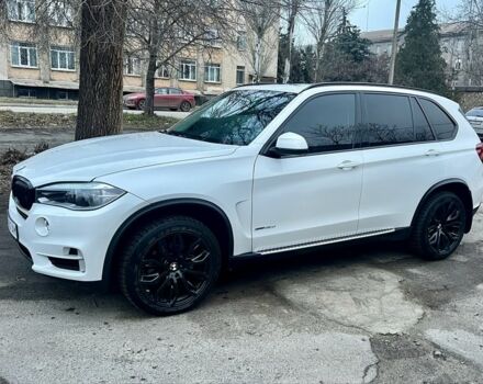 Білий БМВ Х5, об'ємом двигуна 3 л та пробігом 187 тис. км за 27500 $, фото 11 на Automoto.ua