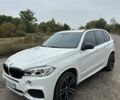 Белый БМВ Х5, объемом двигателя 2.98 л и пробегом 140 тыс. км за 23500 $, фото 1 на Automoto.ua