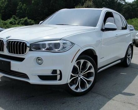 Белый БМВ Х5, объемом двигателя 3 л и пробегом 86 тыс. км за 13500 $, фото 2 на Automoto.ua