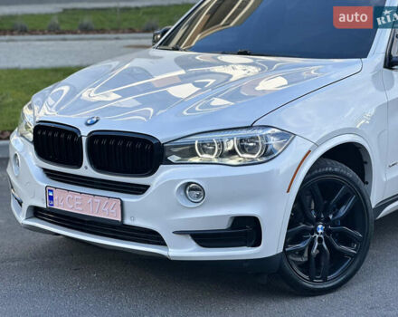 Белый БМВ Х5, объемом двигателя 2.99 л и пробегом 220 тыс. км за 27999 $, фото 12 на Automoto.ua