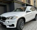 Белый БМВ Х5, объемом двигателя 3 л и пробегом 113 тыс. км за 15600 $, фото 2 на Automoto.ua
