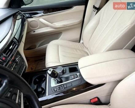 Білий БМВ Х5, об'ємом двигуна 3 л та пробігом 118 тис. км за 23990 $, фото 44 на Automoto.ua