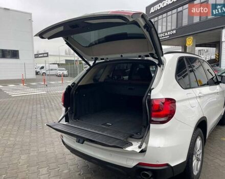 Белый БМВ Х5, объемом двигателя 2 л и пробегом 170 тыс. км за 23999 $, фото 5 на Automoto.ua