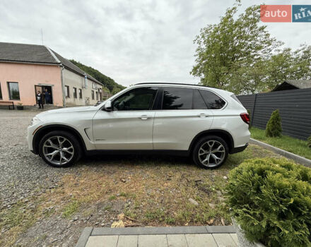 Білий БМВ Х5, об'ємом двигуна 2.99 л та пробігом 281 тис. км за 27500 $, фото 3 на Automoto.ua