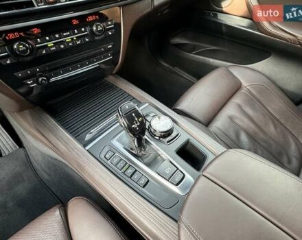 Білий БМВ Х5, об'ємом двигуна 2.99 л та пробігом 185 тис. км за 35500 $, фото 37 на Automoto.ua