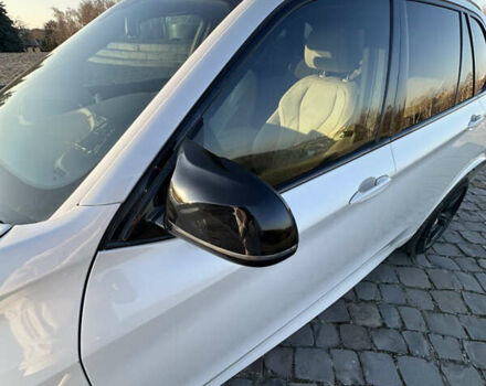 Белый БМВ Х5, объемом двигателя 3 л и пробегом 160 тыс. км за 21999 $, фото 12 на Automoto.ua