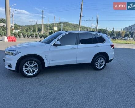 Белый БМВ Х5, объемом двигателя 2 л и пробегом 220 тыс. км за 27500 $, фото 4 на Automoto.ua