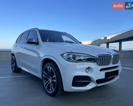 Белый БМВ Х5, объемом двигателя 3 л и пробегом 184 тыс. км за 32000 $, фото 24 на Automoto.ua