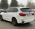 Белый БМВ Х5, объемом двигателя 3 л и пробегом 289 тыс. км за 26400 $, фото 4 на Automoto.ua