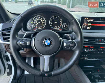 БМВ Х5 2014 в Днепре (Днепропетровске) на Automoto.ua Белый БМВ Х5, объемом двигателя 2.98 л и пробегом 140 тыс. км за 29000 $, фото 21 на Automoto.ua