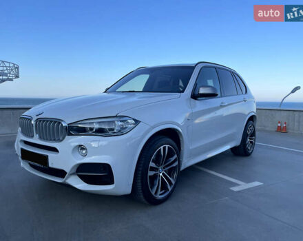 Белый БМВ Х5, объемом двигателя 3 л и пробегом 184 тыс. км за 32000 $, фото 9 на Automoto.ua