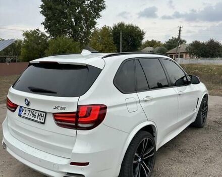 Белый БМВ Х5, объемом двигателя 2.98 л и пробегом 140 тыс. км за 23500 $, фото 5 на Automoto.ua