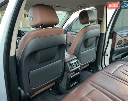 Белый БМВ Х5, объемом двигателя 2 л и пробегом 169 тыс. км за 23800 $, фото 87 на Automoto.ua