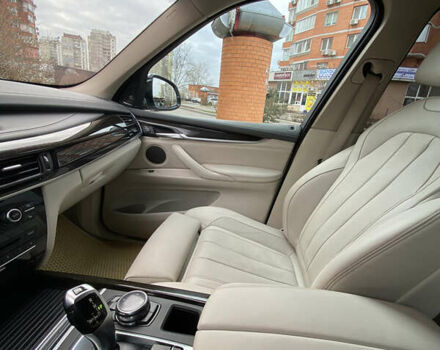 Білий БМВ Х5, об'ємом двигуна 2.99 л та пробігом 188 тис. км за 34800 $, фото 33 на Automoto.ua