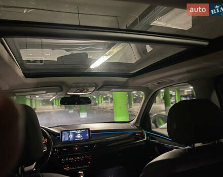 Белый БМВ Х5, объемом двигателя 3 л и пробегом 159 тыс. км за 25000 $, фото 14 на Automoto.ua