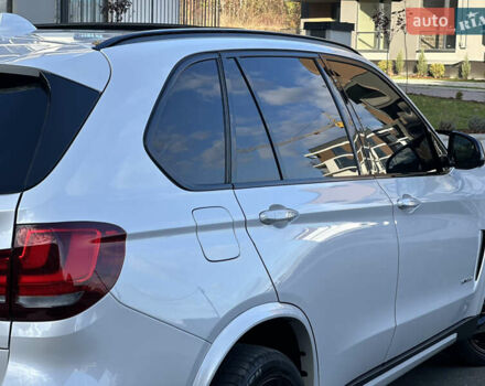 Белый БМВ Х5, объемом двигателя 2.99 л и пробегом 220 тыс. км за 27999 $, фото 25 на Automoto.ua