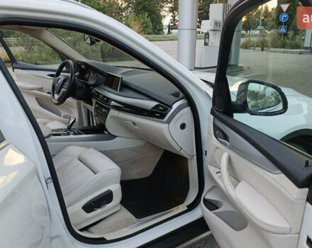 Білий БМВ Х5, об'ємом двигуна 3 л та пробігом 259 тис. км за 29900 $, фото 17 на Automoto.ua