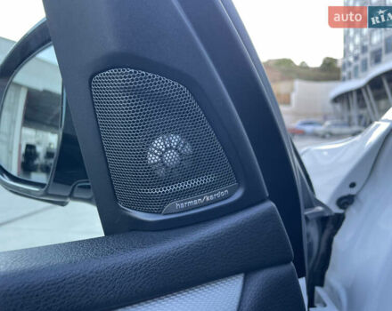 Белый БМВ Х5, объемом двигателя 3 л и пробегом 184 тыс. км за 32000 $, фото 45 на Automoto.ua