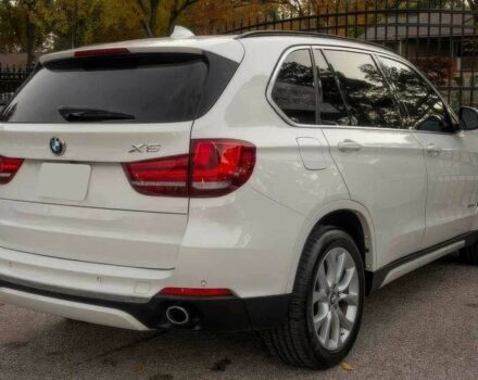 Белый БМВ Х5, объемом двигателя 3 л и пробегом 86 тыс. км за 3100 $, фото 3 на Automoto.ua