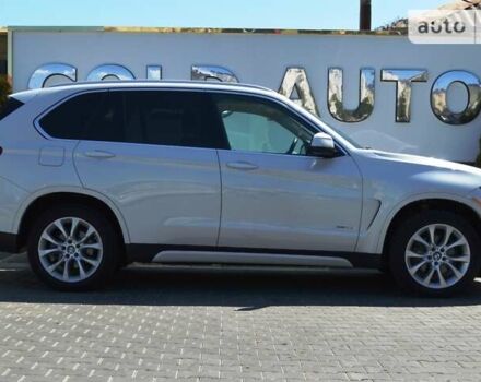 Белый БМВ Х5, объемом двигателя 3 л и пробегом 175 тыс. км за 21900 $, фото 13 на Automoto.ua