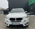 Білий БМВ Х5, об'ємом двигуна 2.99 л та пробігом 190 тис. км за 26000 $, фото 1 на Automoto.ua