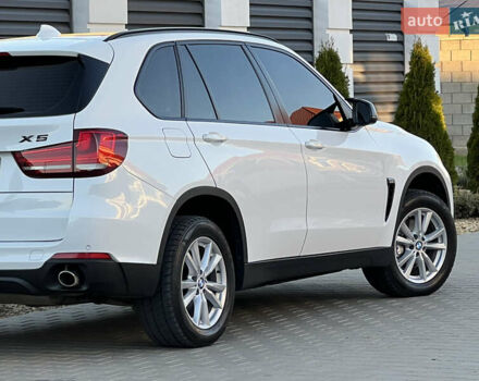 Белый БМВ Х5, объемом двигателя 2 л и пробегом 170 тыс. км за 23500 $, фото 27 на Automoto.ua