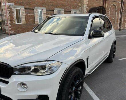 Белый БМВ Х5, объемом двигателя 2.99 л и пробегом 142 тыс. км за 34377 $, фото 1 на Automoto.ua