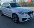 Белый БМВ Х5, объемом двигателя 2.99 л и пробегом 151 тыс. км за 33500 $, фото 1 на Automoto.ua