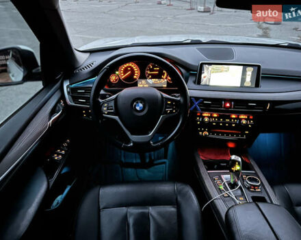 Белый БМВ Х5, объемом двигателя 2 л и пробегом 218 тыс. км за 25999 $, фото 10 на Automoto.ua