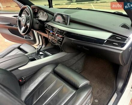 Белый БМВ Х5, объемом двигателя 2.99 л и пробегом 175 тыс. км за 31900 $, фото 56 на Automoto.ua