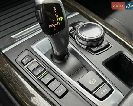 Белый БМВ Х5, объемом двигателя 3 л и пробегом 287 тыс. км за 23999 $, фото 33 на Automoto.ua