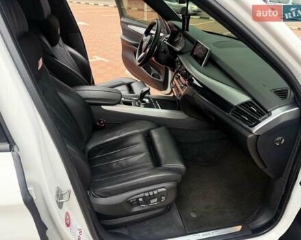 Белый БМВ Х5, объемом двигателя 2.99 л и пробегом 175 тыс. км за 31900 $, фото 55 на Automoto.ua