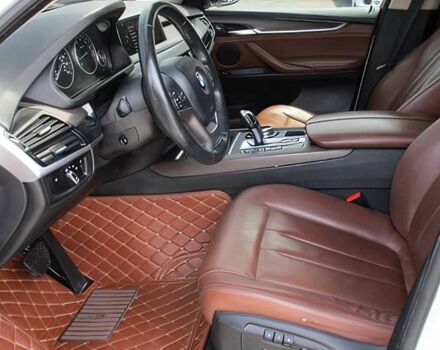 Белый БМВ Х5, объемом двигателя 3 л и пробегом 86 тыс. км за 13500 $, фото 8 на Automoto.ua