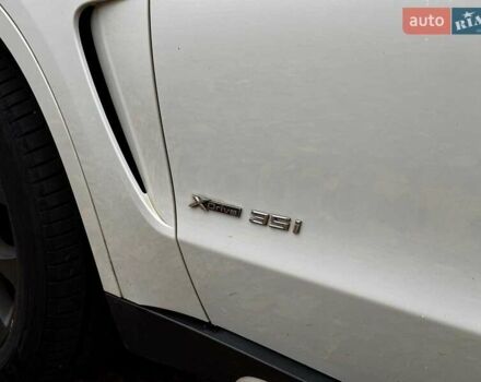 Білий БМВ Х5, об'ємом двигуна 3 л та пробігом 241 тис. км за 18490 $, фото 12 на Automoto.ua