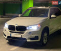 Белый БМВ Х5, объемом двигателя 3 л и пробегом 159 тыс. км за 25000 $, фото 5 на Automoto.ua