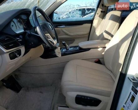 Білий БМВ Х5, об'ємом двигуна 2.98 л та пробігом 87 тис. км за 7400 $, фото 6 на Automoto.ua