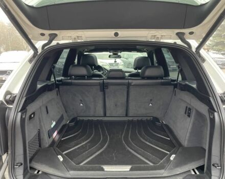 Белый БМВ Х5, объемом двигателя 3 л и пробегом 289 тыс. км за 26400 $, фото 23 на Automoto.ua