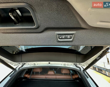 Белый БМВ Х5, объемом двигателя 2.99 л и пробегом 275 тыс. км за 25500 $, фото 23 на Automoto.ua