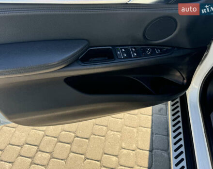 Белый БМВ Х5, объемом двигателя 2.98 л и пробегом 159 тыс. км за 20300 $, фото 19 на Automoto.ua