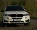 Білий БМВ Х5, об'ємом двигуна 2.98 л та пробігом 208 тис. км за 22000 $, фото 1 на Automoto.ua