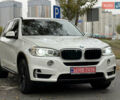 Белый БМВ Х5, объемом двигателя 3 л и пробегом 287 тыс. км за 23999 $, фото 5 на Automoto.ua