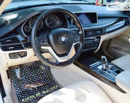 Белый БМВ Х5, объемом двигателя 3 л и пробегом 175 тыс. км за 21900 $, фото 25 на Automoto.ua