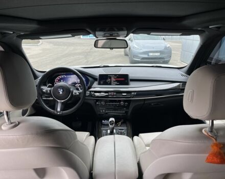 Білий БМВ Х5, об'ємом двигуна 3 л та пробігом 102 тис. км за 25500 $, фото 7 на Automoto.ua