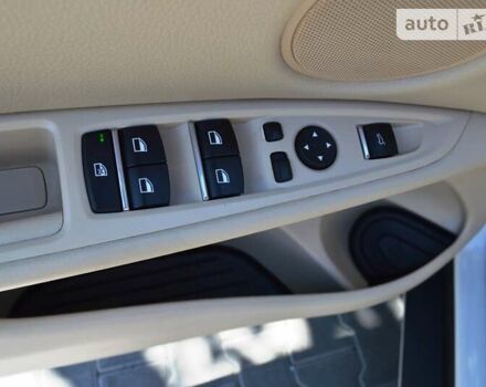 Белый БМВ Х5, объемом двигателя 3 л и пробегом 175 тыс. км за 21900 $, фото 14 на Automoto.ua