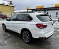 Белый БМВ Х5, объемом двигателя 3 л и пробегом 83 тыс. км за 4000 $, фото 5 на Automoto.ua