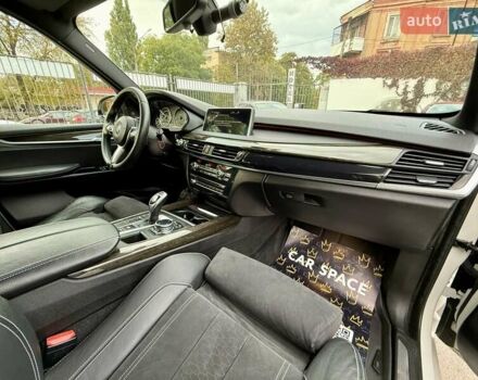 Белый БМВ Х5, объемом двигателя 2.99 л и пробегом 197 тыс. км за 27999 $, фото 19 на Automoto.ua