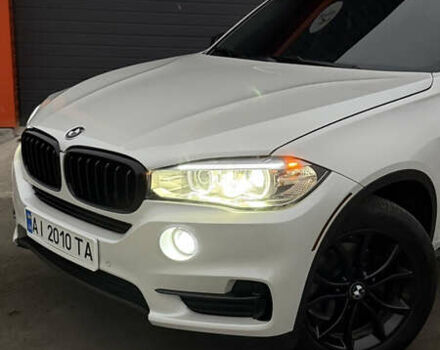 Белый БМВ Х5, объемом двигателя 3 л и пробегом 225 тыс. км за 28999 $, фото 2 на Automoto.ua