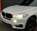 Белый БМВ Х5, объемом двигателя 3 л и пробегом 225 тыс. км за 28999 $, фото 2 на Automoto.ua